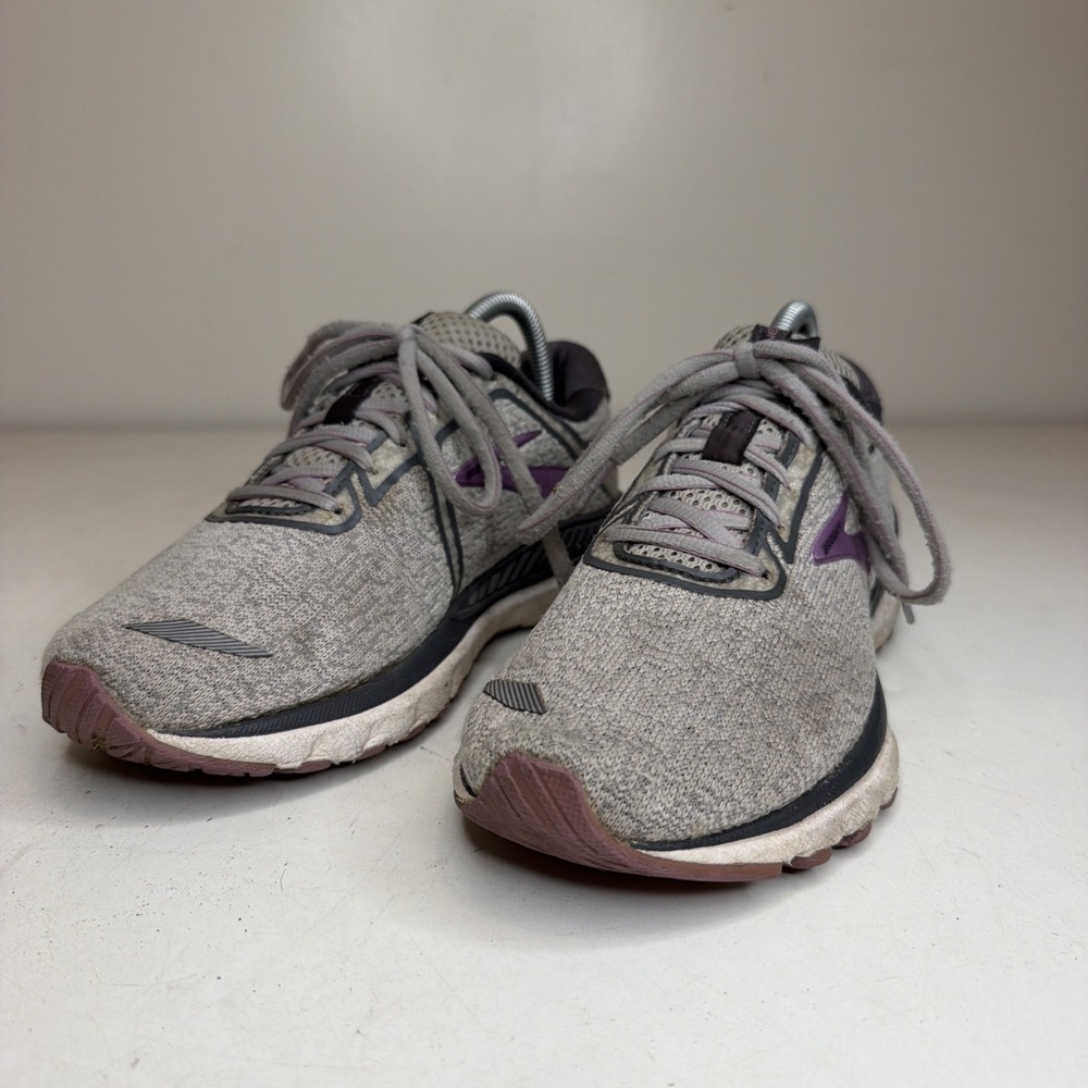 Brooks Adrenaline GTS 20 Gray Pink Running Shoes Women's Size 8.5 Medium